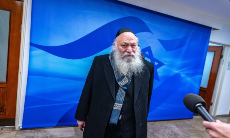 ביטאון גור מכריז רשמית: גולדקנופף ממשיך לכהן גם בקדנציה הבאה