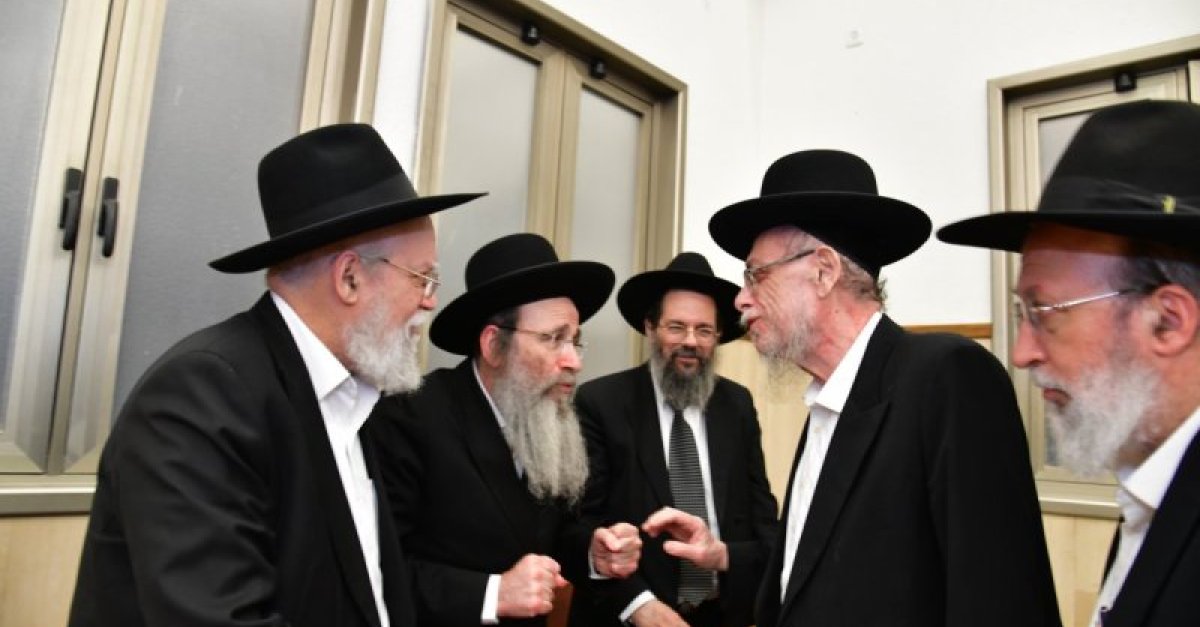 ב'עטרת צבי' התכנסו לעצרת הספד על ראש הישיבה זצ
