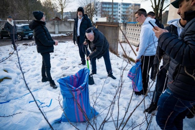 באדיבות המצלם