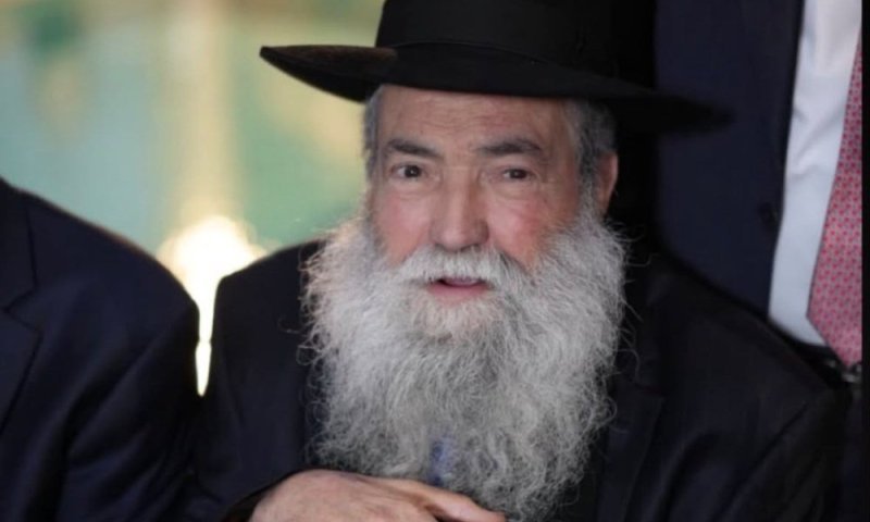 מחשובי תושבי עכו: הלך לעולמו הרה"צ רבי עמרם אזרזר זצ"ל 