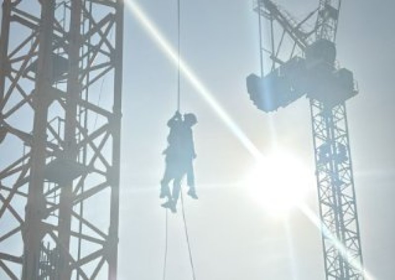 דוברות והסברה תחנת תל אביב-יפו