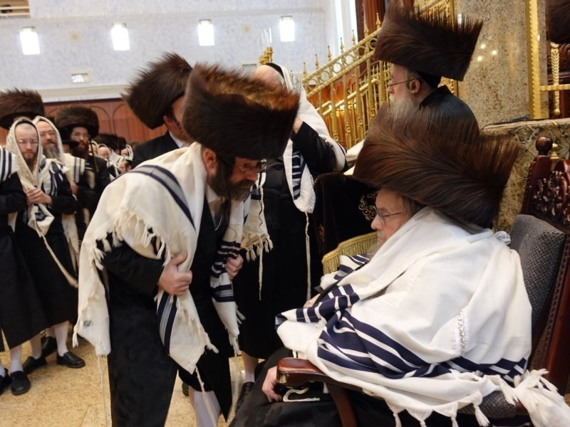 אנשיל בעק וא.מ.ש