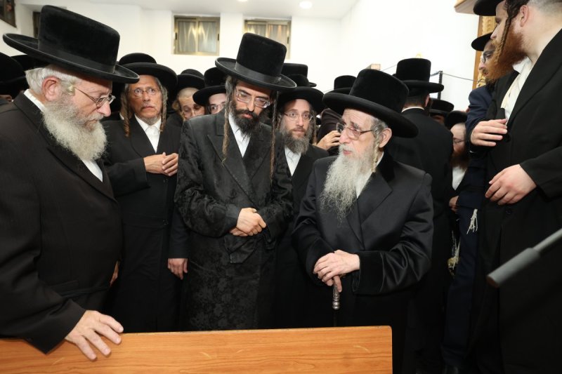 דוד ארזני וארי קופרשטוק