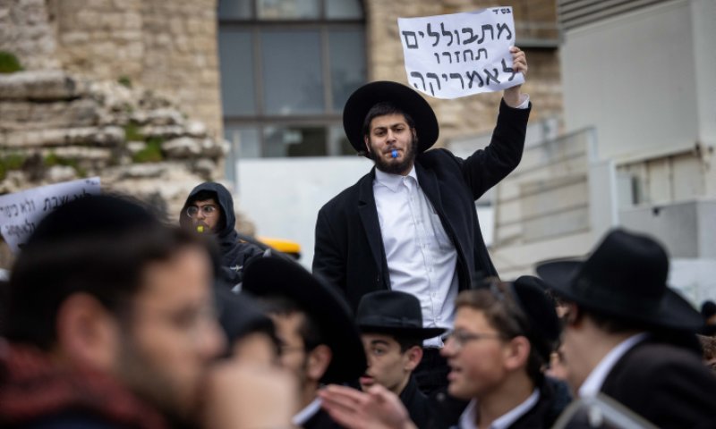 סערה לאחר החלטת בג"ץ: "הוכנס צלם בהיכל"