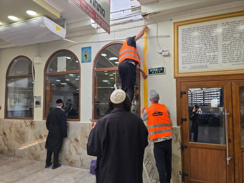 באדיבות המצלם