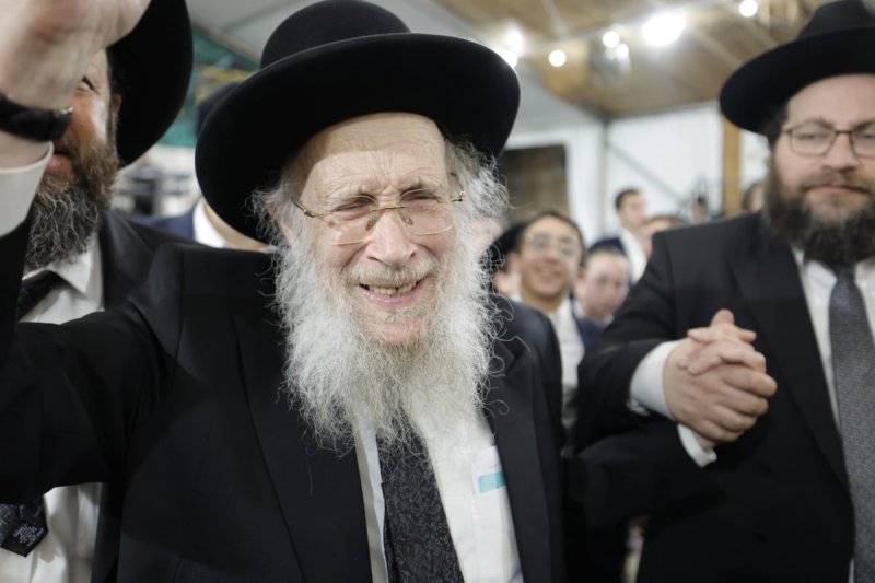 שמוליק קורלנסקי