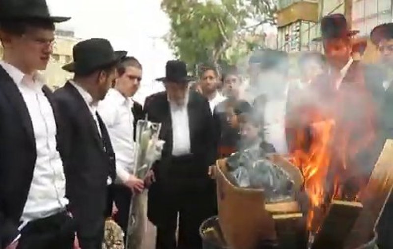 באדיבות המצלם