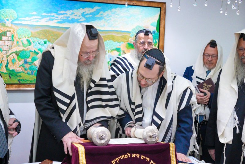 דניאל נפוסי ומאיר זלזניק