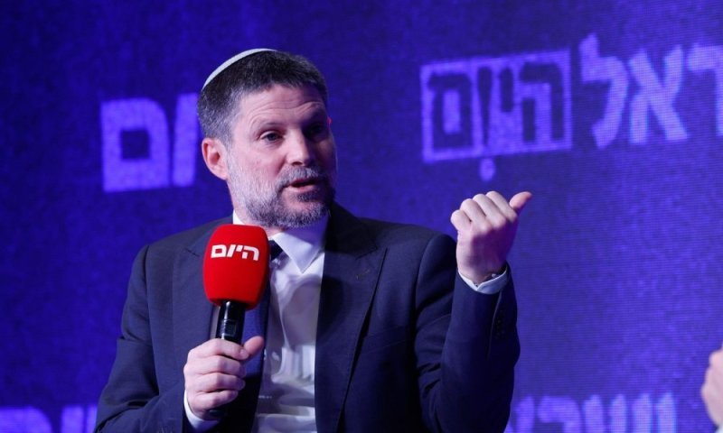 סמוטריץ' מאותת לוינטר: "אני תמיד נכון לחיבורים"