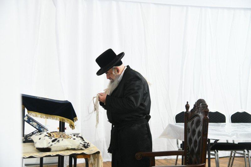 ארי קופרשטוק - פולין