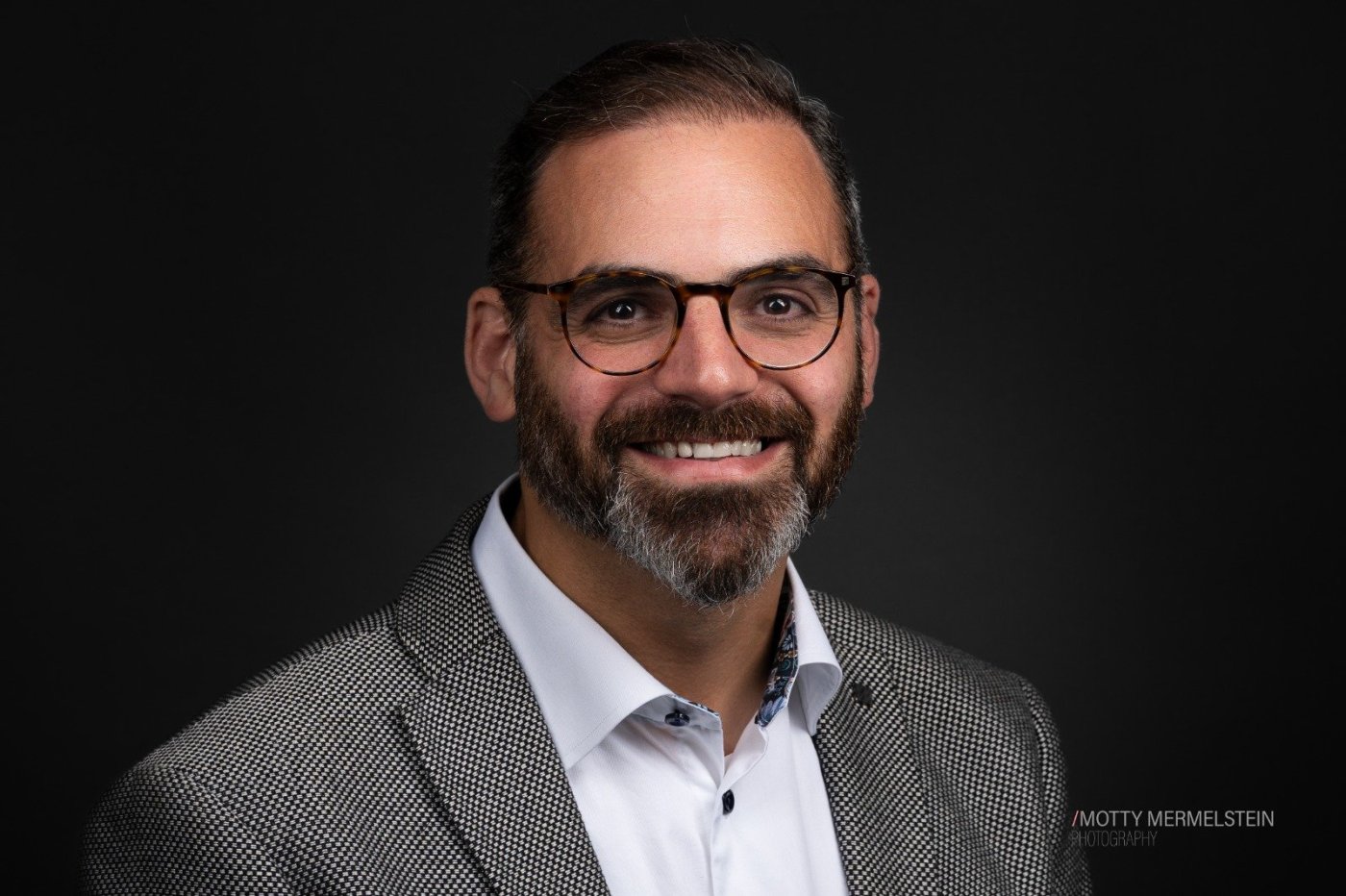 באדיבות המצלם