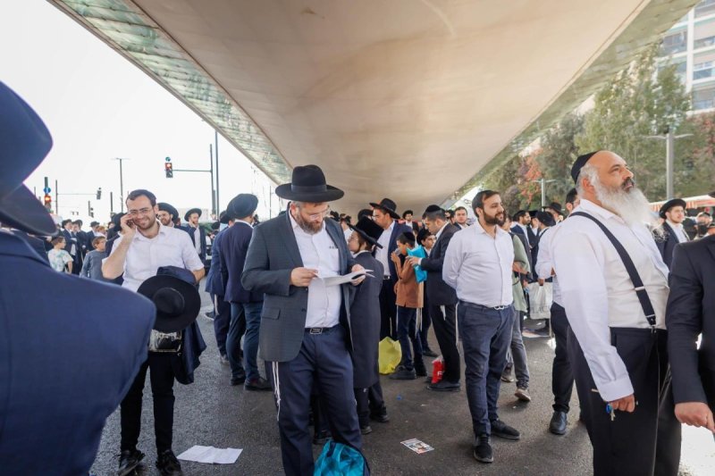 דניאל נפוסי ודוד מנדלסון