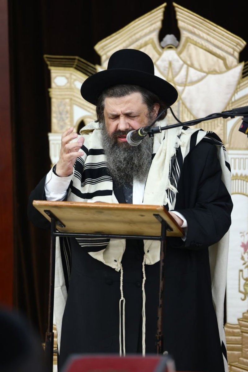 באדיבות המצלם