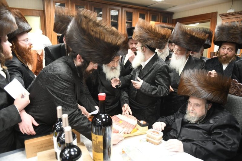 אנשיל בעק וא.מ.ש