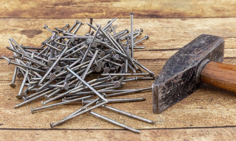 מצרים: 34 מסמרי ברזל חולצו מקיבתה של אישה