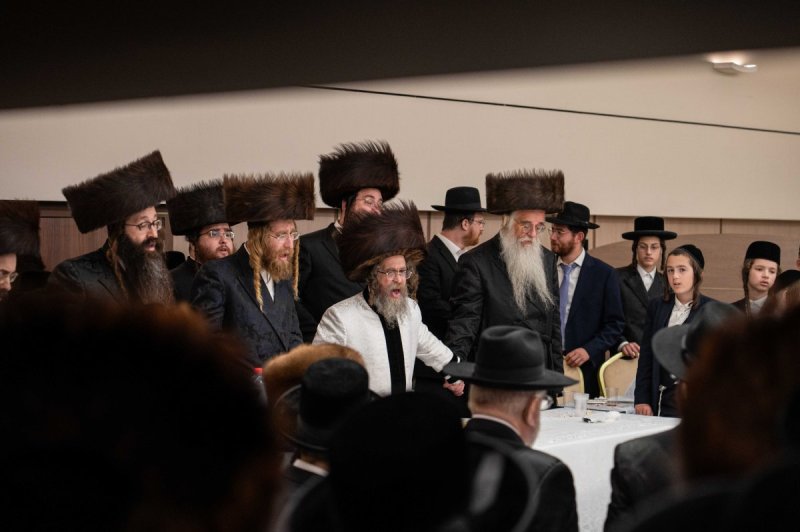 משה קאהן ומ.א. נוימן