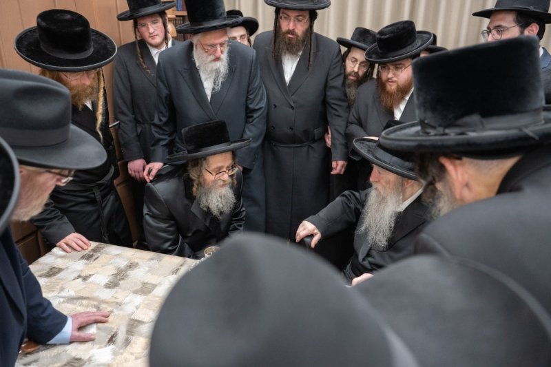 משה קאהן ומ.א. נוימן