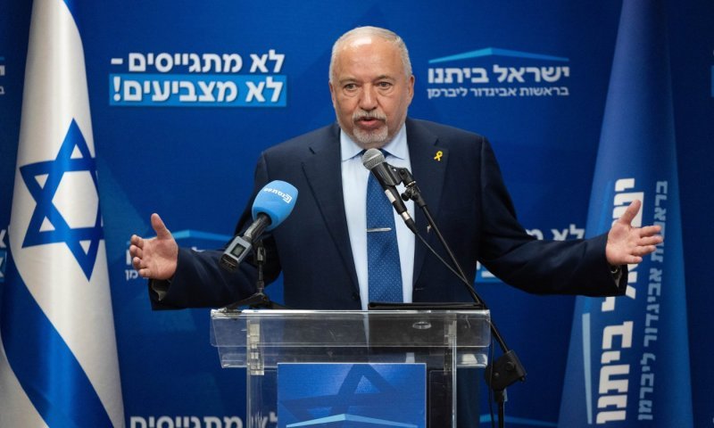 ליברמן תוקף את גולדקנופף וקורא לחרדים להקים כוח פוליטי חדש