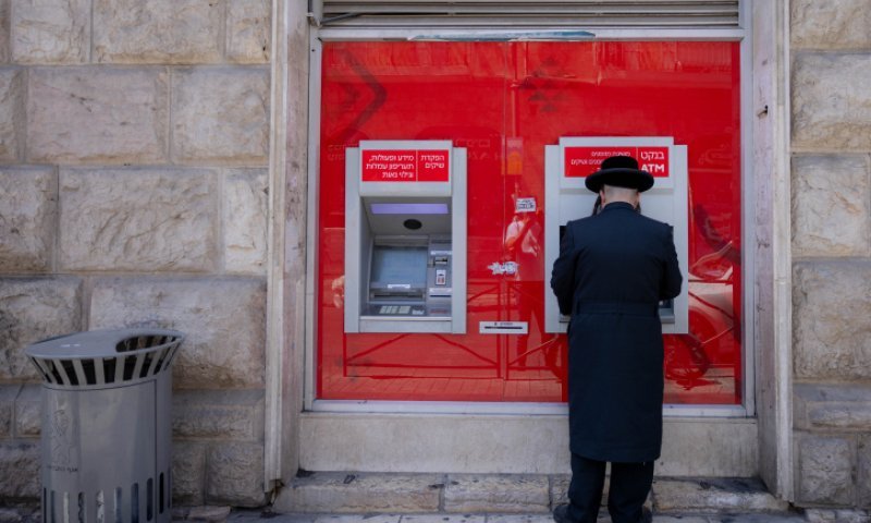 מקשים על כסף שחור: כל עסקה מעל 5,000 ש"ח תחויב באישור מראש