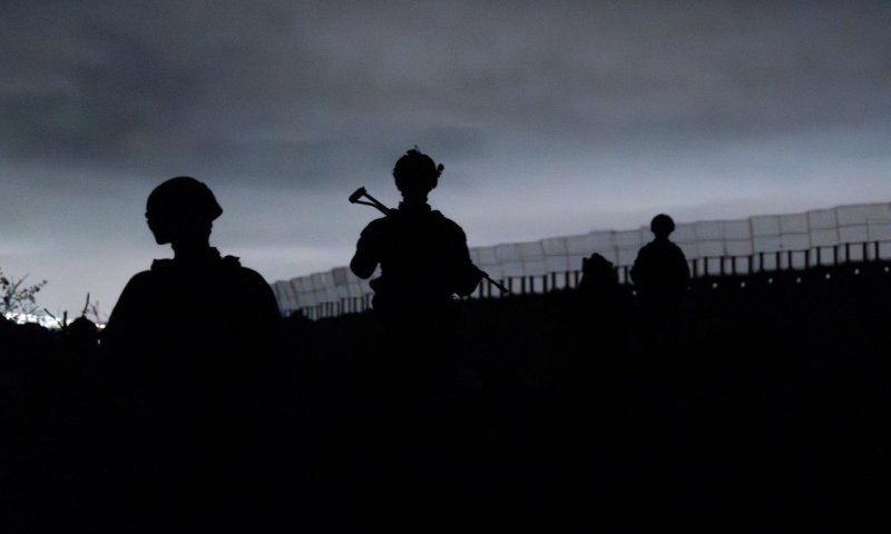 פעילים התקהלו בגדר וחצו אותה; צה"ל תוקף: "אירוע חמור"