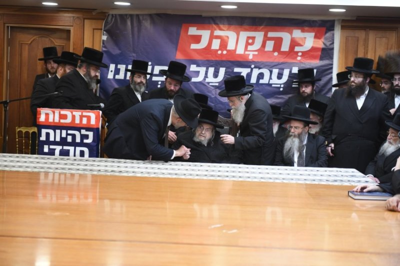 אנשיל בעק