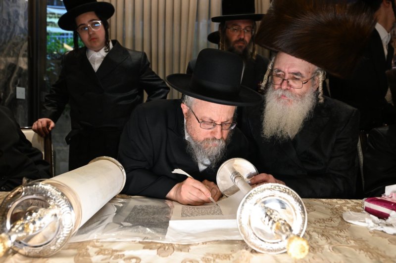 משה גולדשטיין, דוד ארזני ומאיר לביא