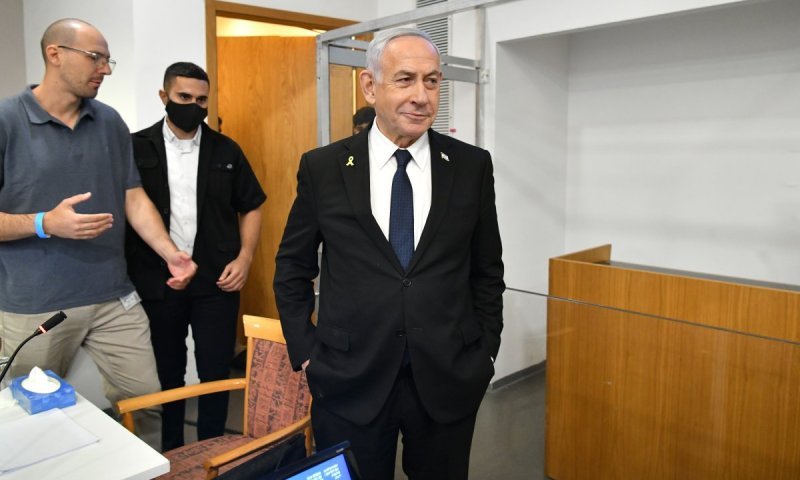 כתב אישום חריג: עונש של מאות שנות מאסר לנתניהו