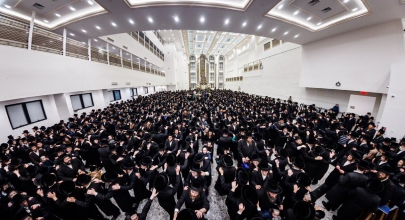 אברומי בלום, אחים לאנטשעווסקי, אייזיק י.