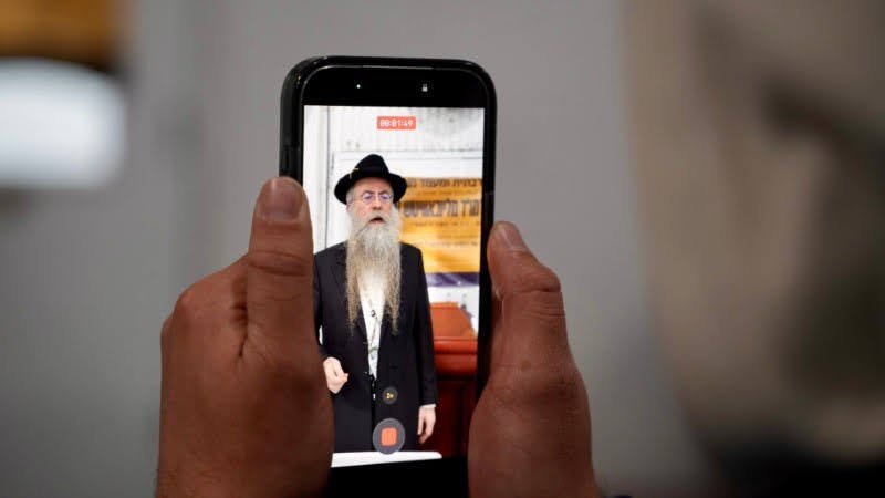 דניאל נפוסי