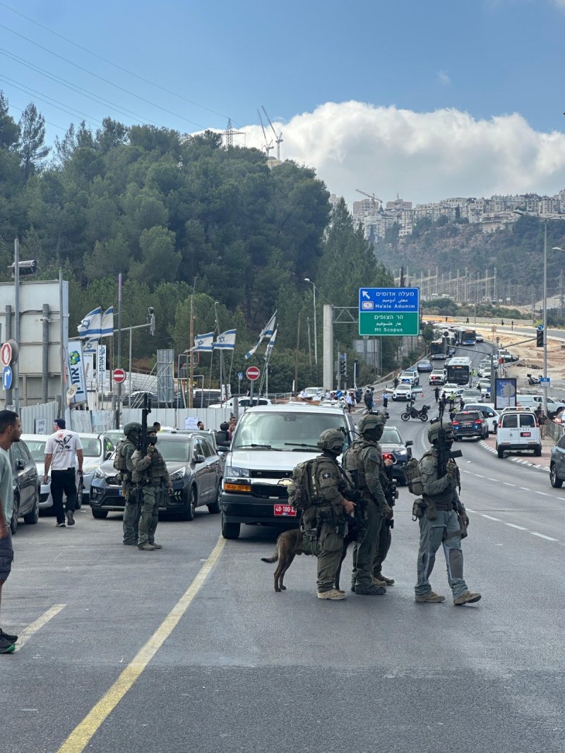 ישי ירושלמי - <blat>בחדרי חרדים</blat>