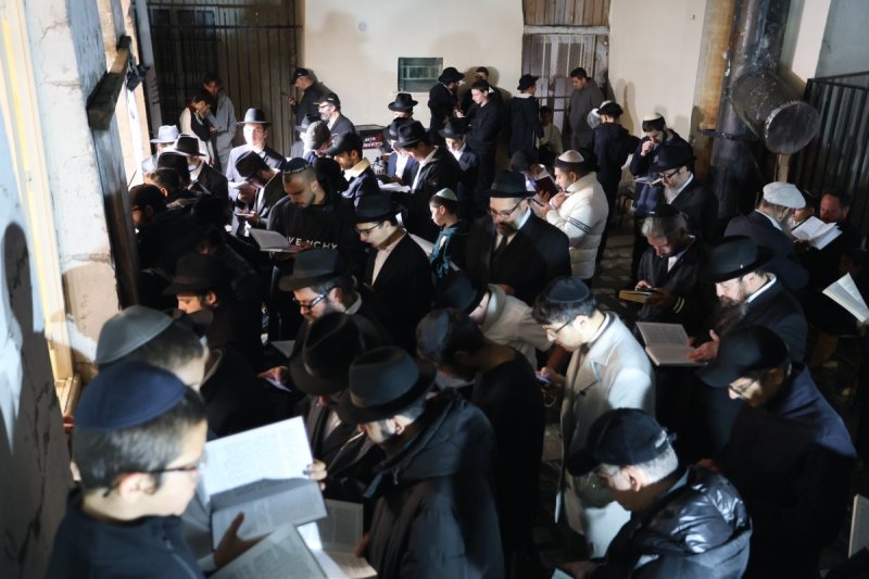 מרדכי לובעצקי