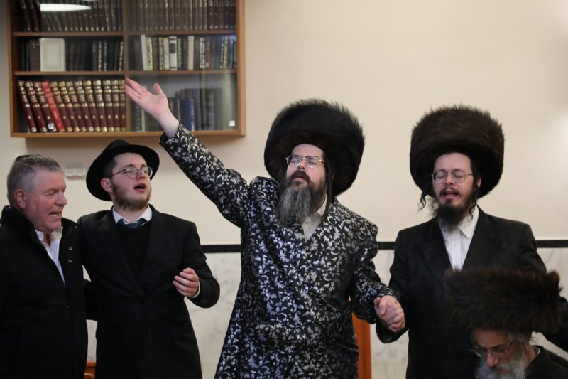 באדיבות המצלם