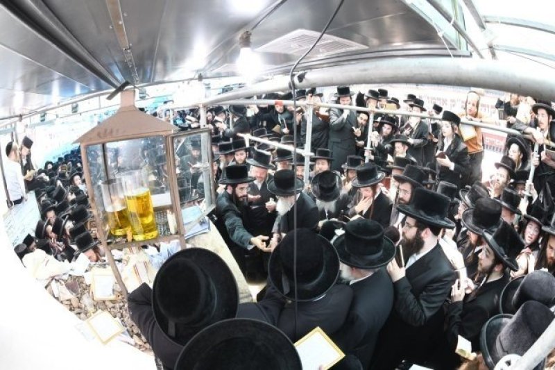 אנשיל בעק וא.מ.ש