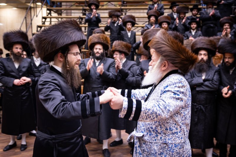 באדיבות המצלם