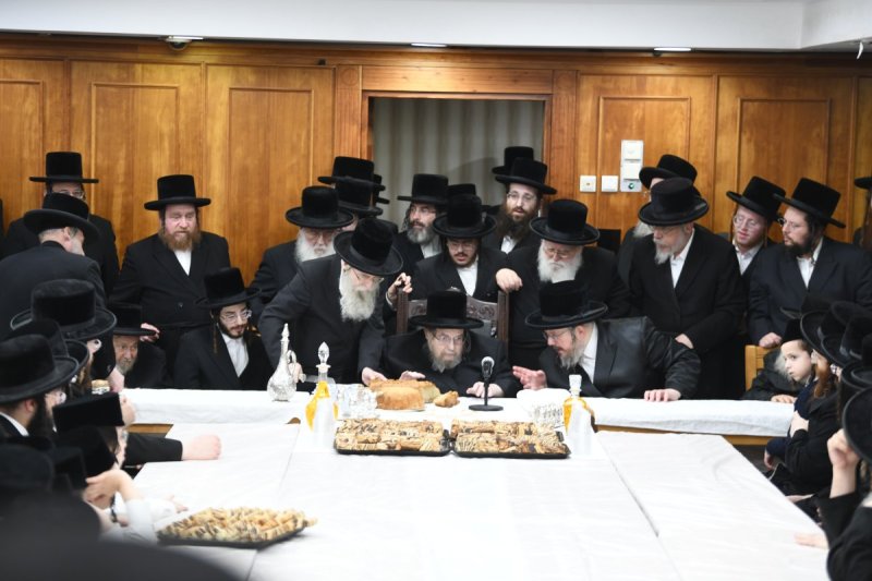אנשיל בעק