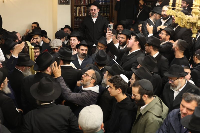 מרדכי לובעצקי