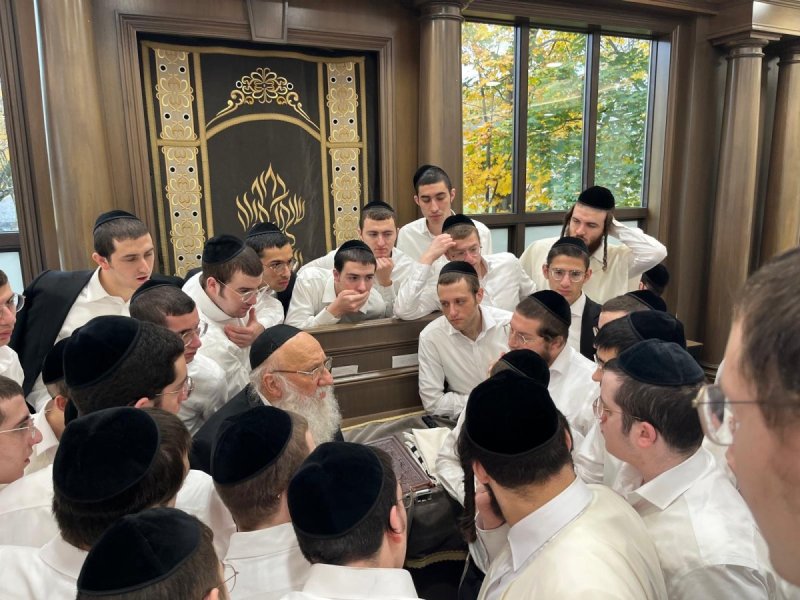 באדיבות המצלם