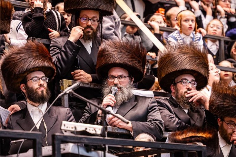 אלי וואהל, איצי מ.