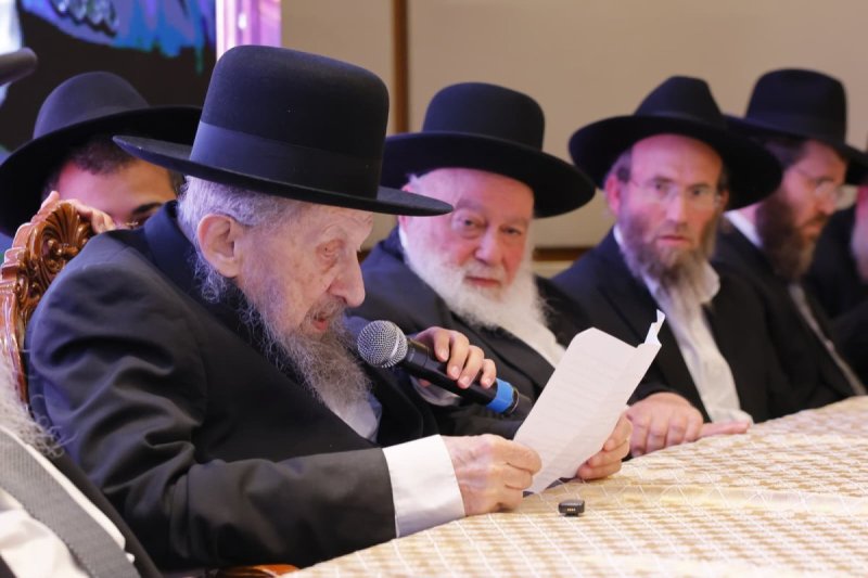 יעקב נחומי, שמוליק קורלנסקי ואלעזר פיינשטיין