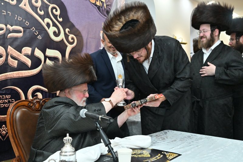 באדיבות המצלם