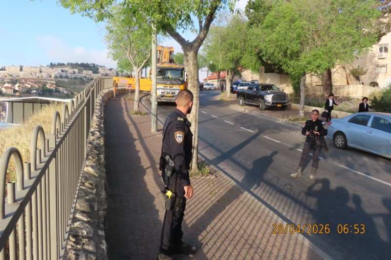 באדיבות המצלם