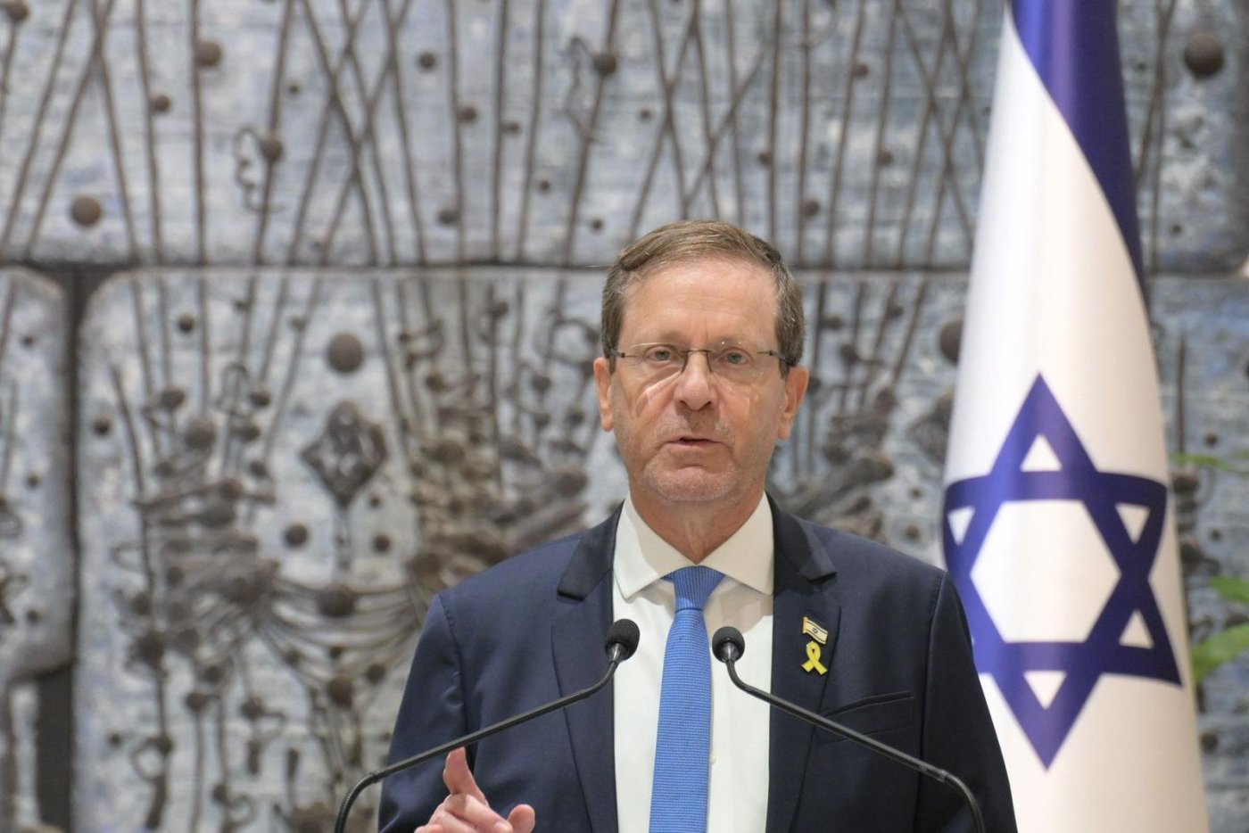 עמוס בן גרשום / לע״מ