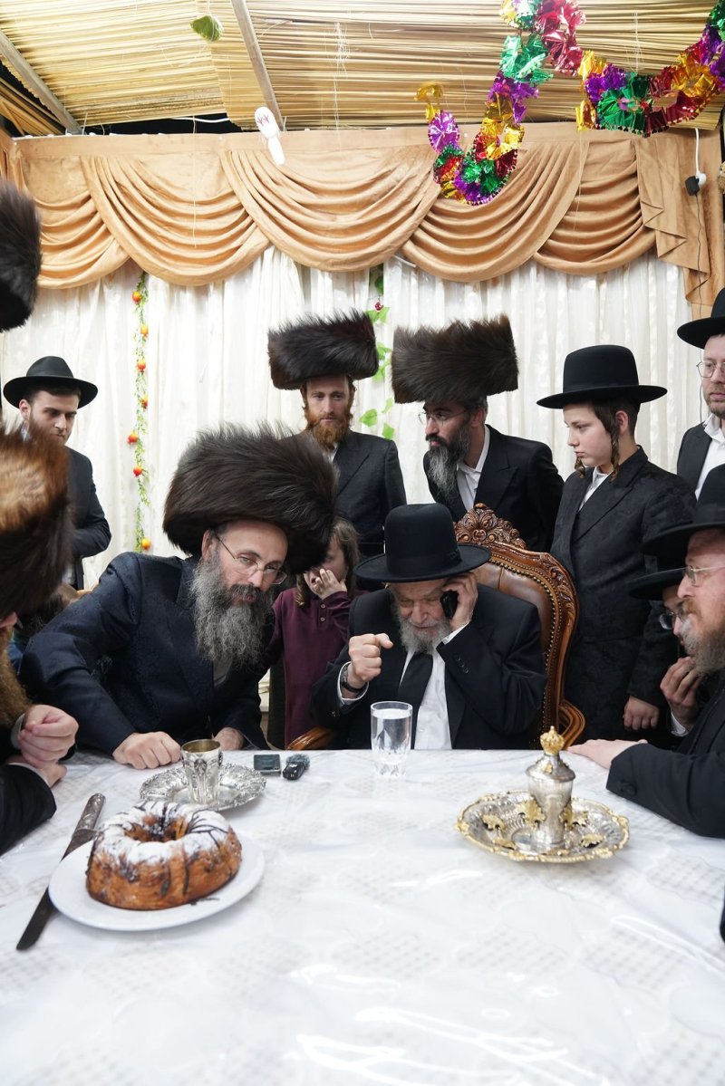 באדיבות המצלם
