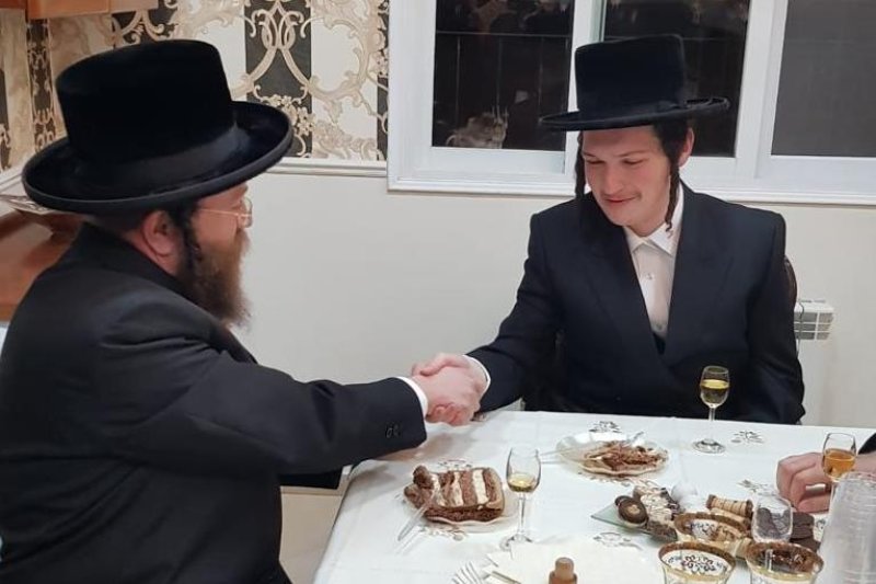 באדיבות המצלם