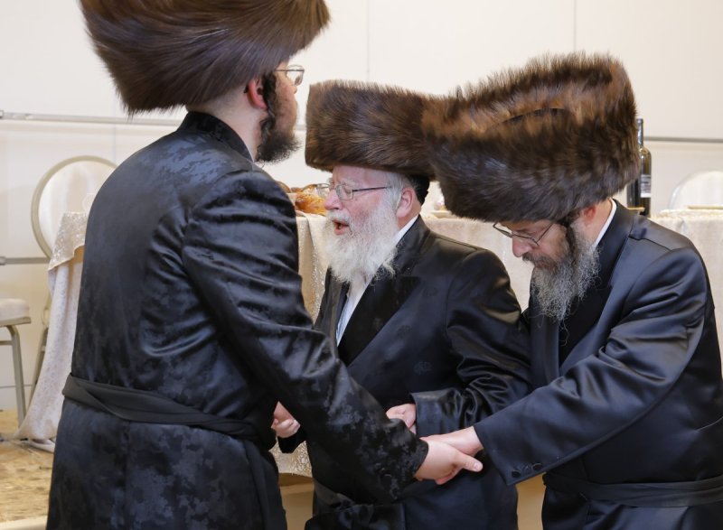ב. מיכאלי וא.שטול