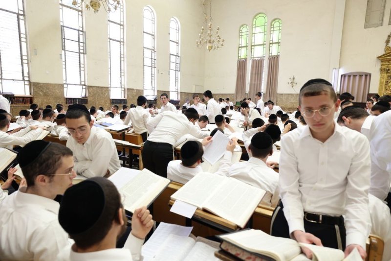 באדיבות המצלם