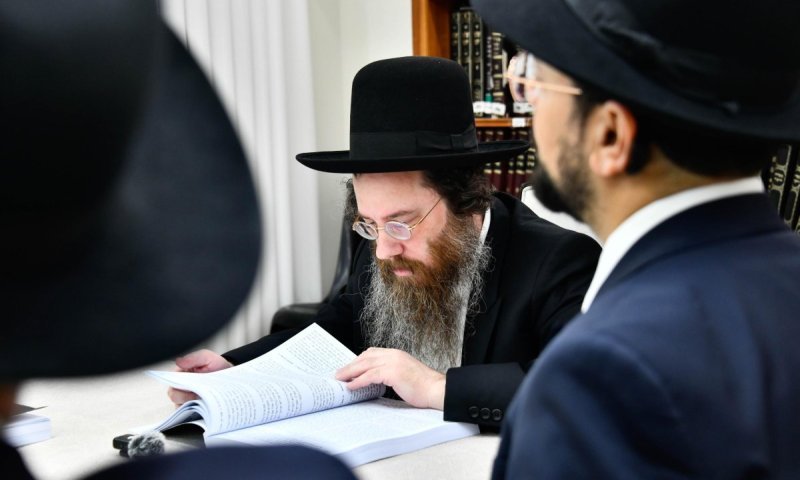 מעמיקים בחושן משפט: חבורה חדשה ברשת הכוללים של הגר"ע פריד