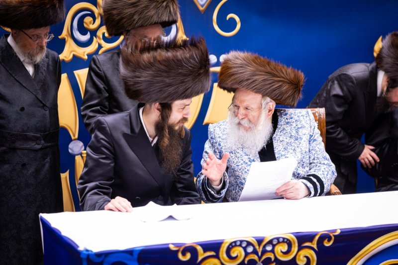 באדיבות המצלם