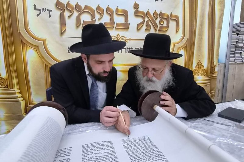 מאיר זלזניק, עזרא טרבלסי, ים לביא