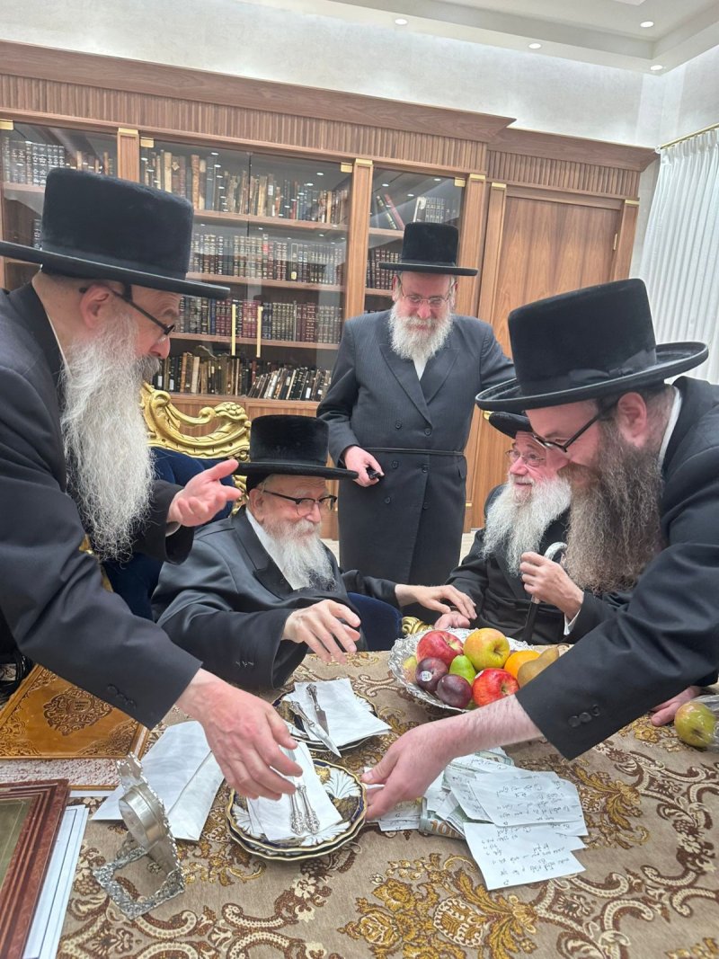 באדיבות המצלם